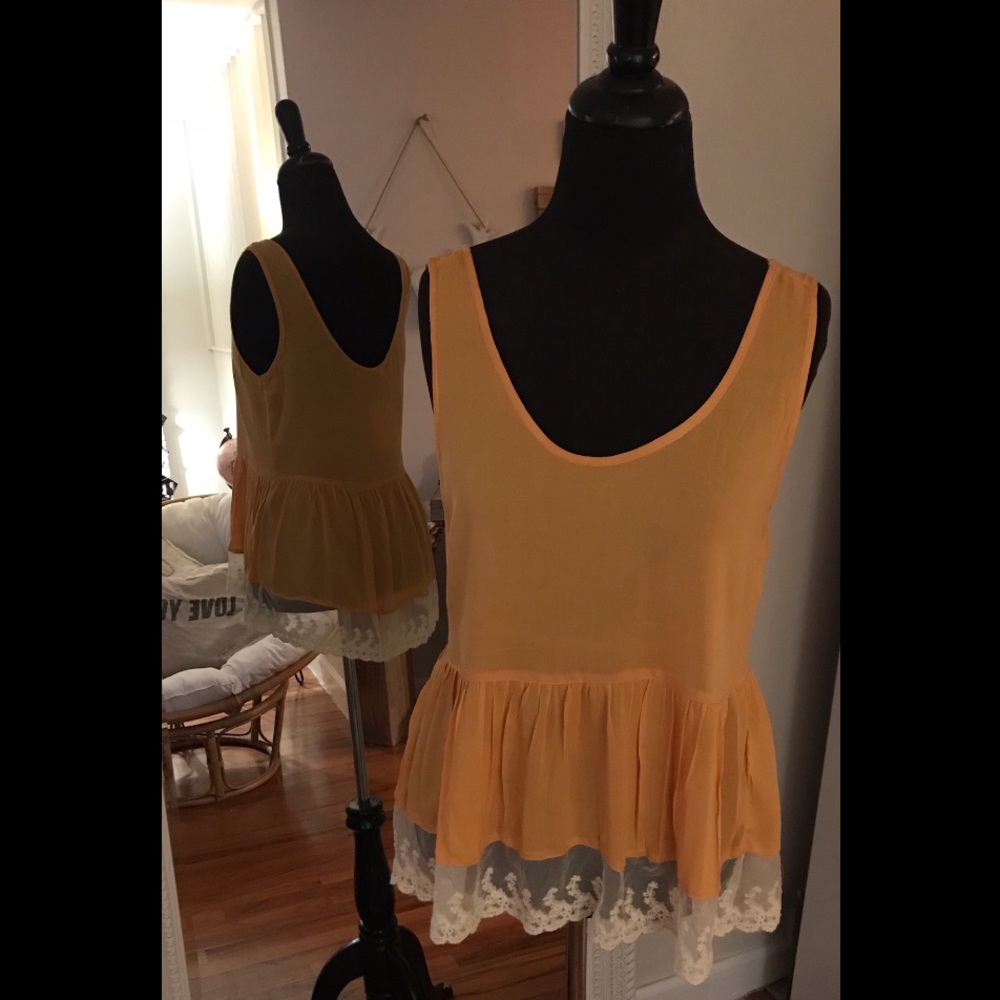 Chloe K Sleeveless Blouse